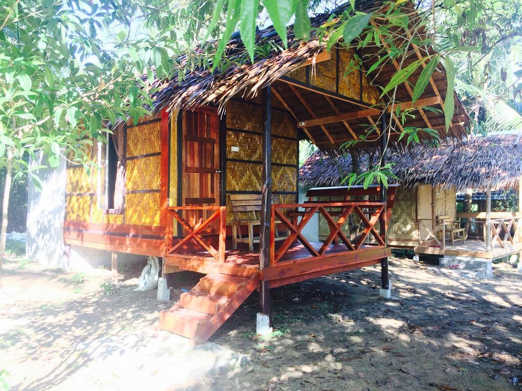 Phayam Garden View Hotel Koh Phayam Exterior photo