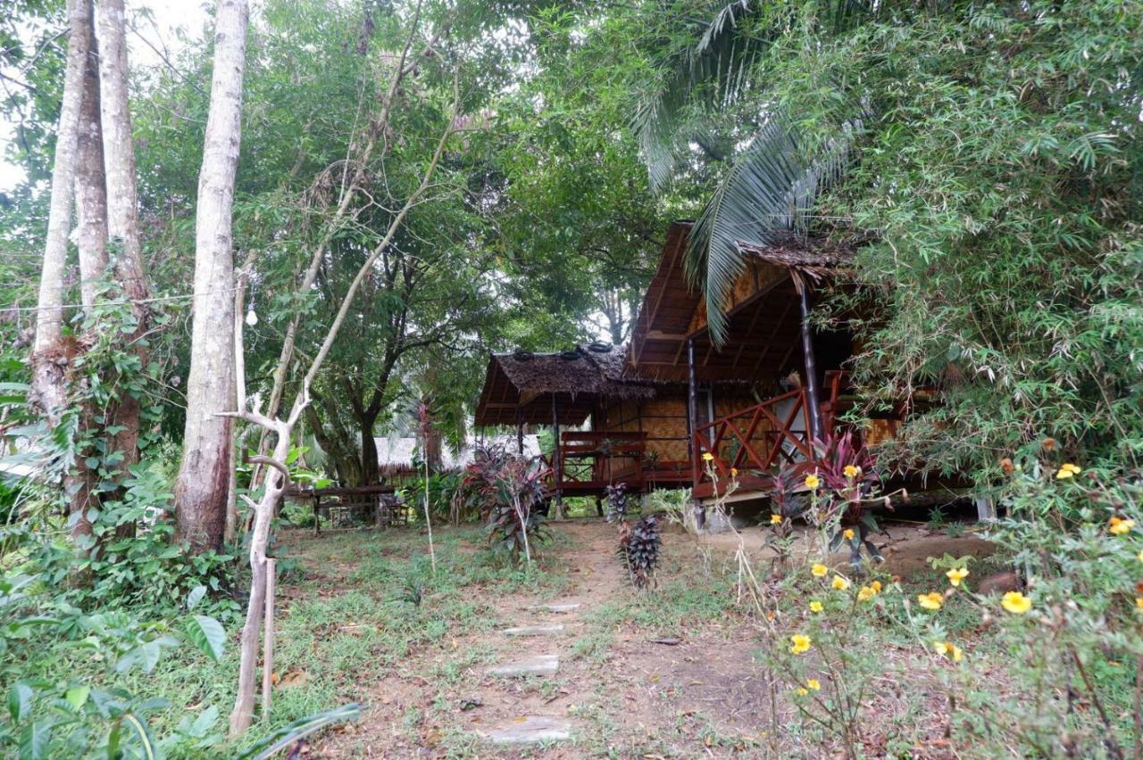Phayam Garden View Hotel Koh Phayam Exterior photo
