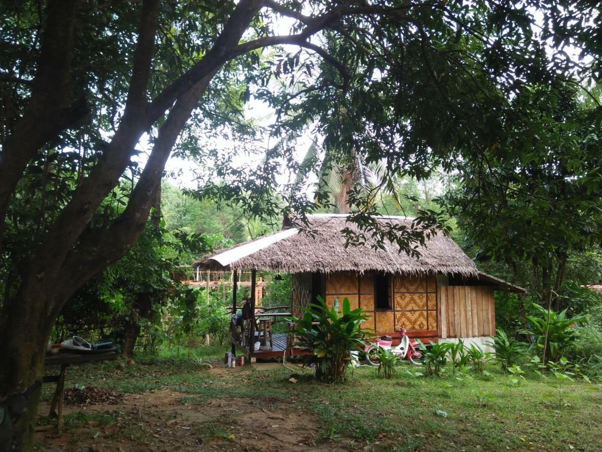 Phayam Garden View Hotel Koh Phayam Exterior photo